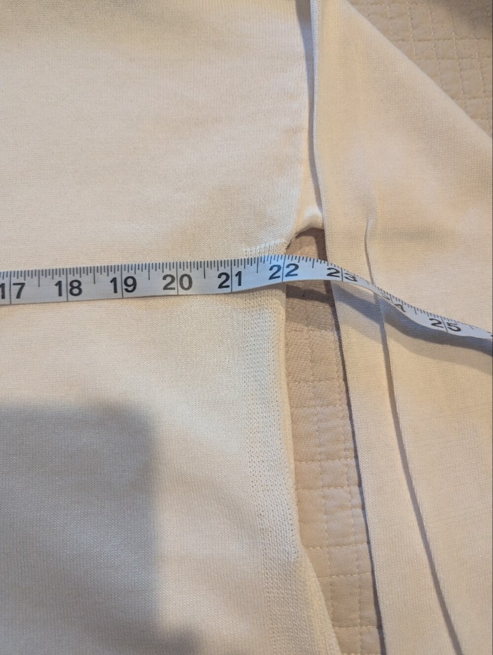 MADEWELL Lightweight Cream V-Neck Button Cardigan Sweater Medium - Picture 9 of 9
